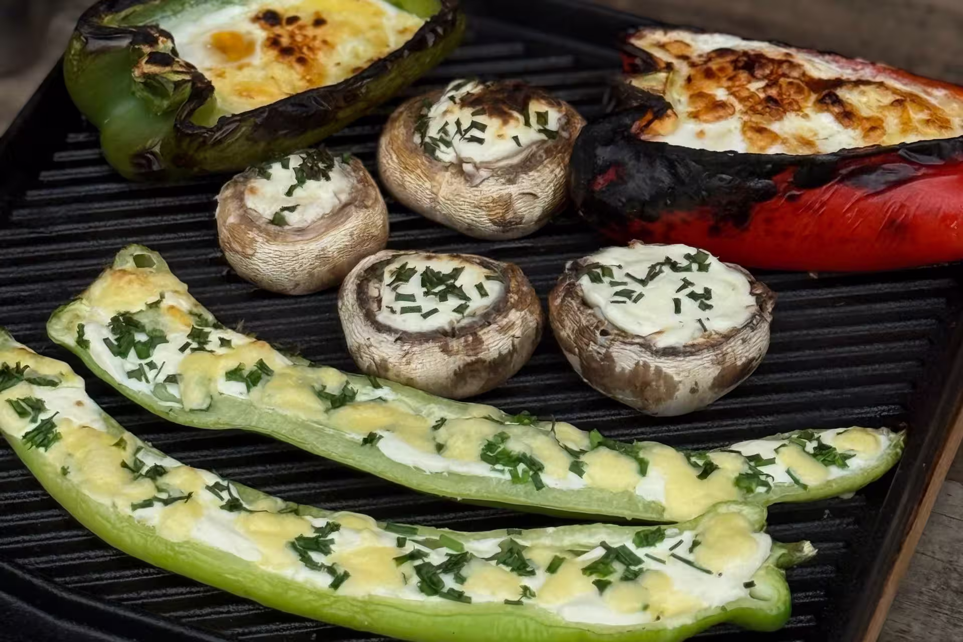 verduras rellenas y asadas como acompañamiento o plato principal para fiestas patrias